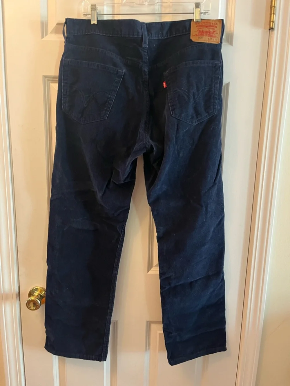 Levi's Men's Corduroy Pants in Navy Blue